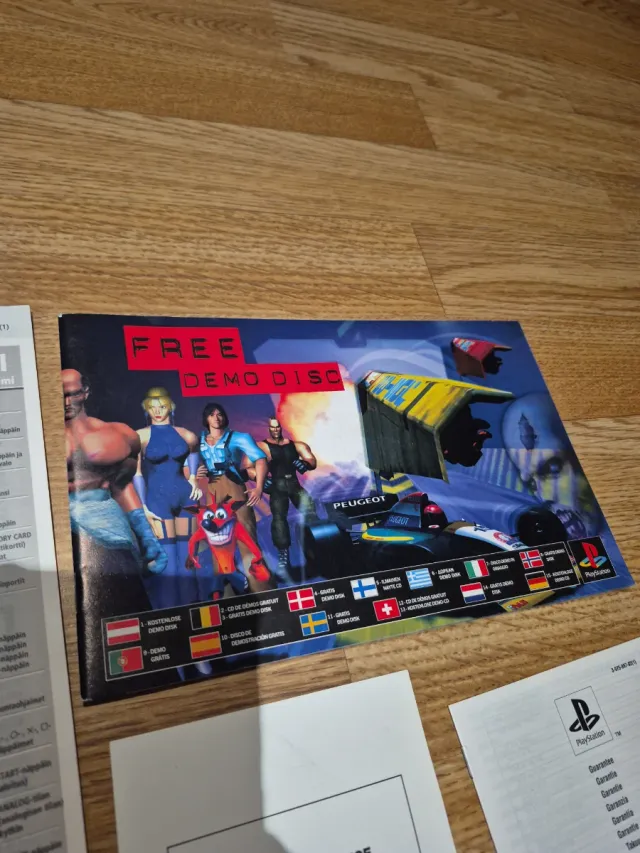 Istruzioni e volantini originali PS1