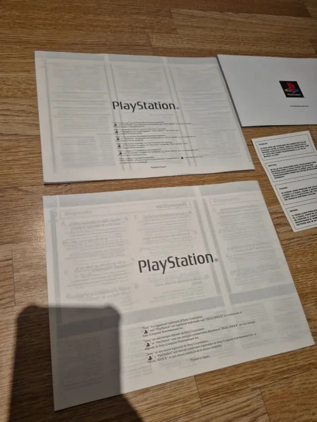 Istruzioni e volantini originali PS1