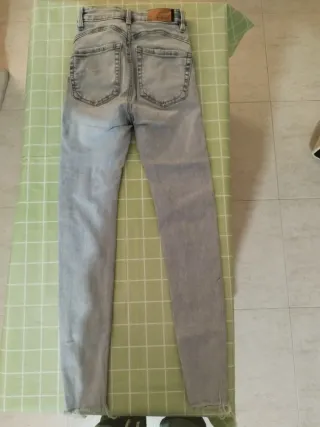 Tejanos vaqueros desgastados