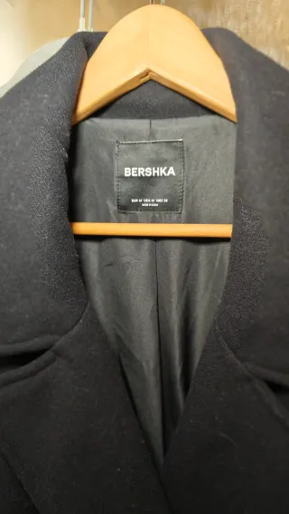 Abrigo extra largo de Bershka