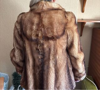 Chaquetón marrón veteado.