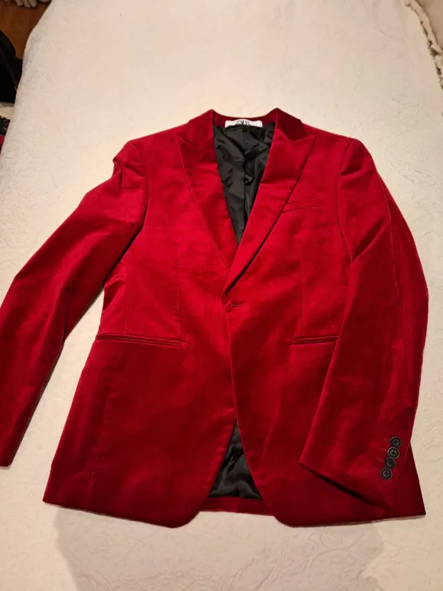 Americana terciopelo rojo Zara Talla L
