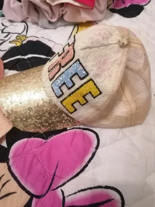 Cappellini rosa e oro