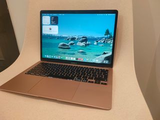 MACBOOK AIR M1 ORO ROSA