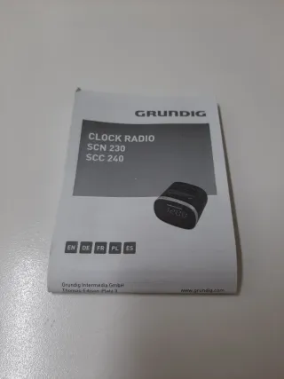 Radio Despertador Grundig Negro