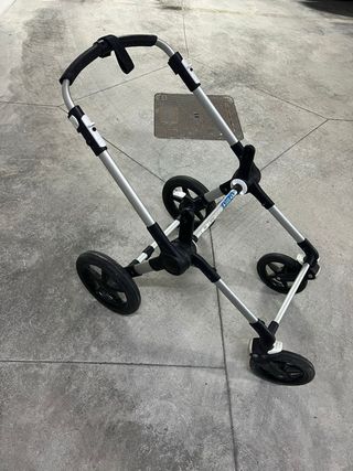 Cochecito/silla/capazo Bugaboo en perfecto estado.
