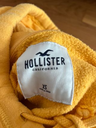 Sudadera de Hollister amarilla de mujer
