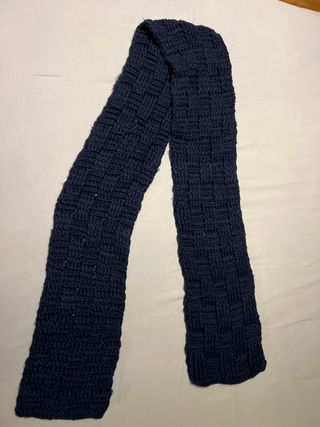 Sciarpa fatta a mano blu