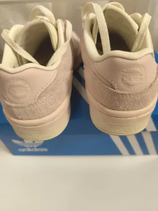 Zapatillas Adidas Rivalry Low W Beige/Rosa