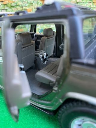 Hummer H2 – Maisto – Escala 1:18