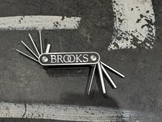 Multitool Brooks MT10 Nero