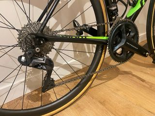 Bicicleta de carretera Giant ultraligera talla M