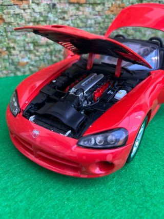 Dodge Viper SRT-10 Welly 1:18 Rojo
