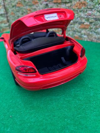 Dodge Viper SRT-10 Welly 1:18 Rojo