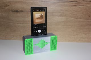 Altavoz para movil pasivo con rejillas