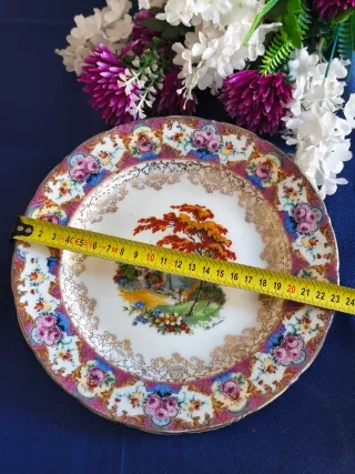 Plato de porcelana inglesa decorado