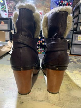 Botas símil piel marrones talla 40