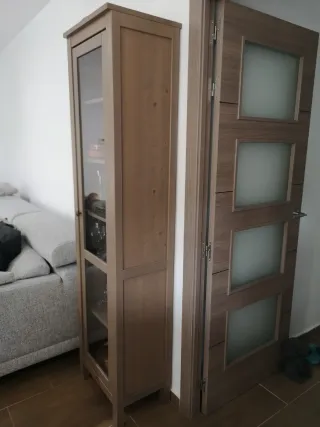 Vitrina IKEA Hemnes 49x197cm