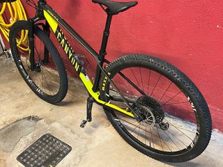 Bicicleta Canyon Exceed CF SL 29