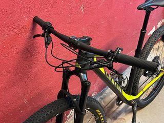 Bicicleta Canyon Exceed CF SL 29