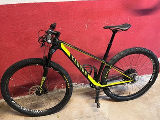 Bicicleta Canyon Exceed CF SL 29