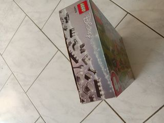LEGO Disney 100 - Treno delle Celebrazioni 43212