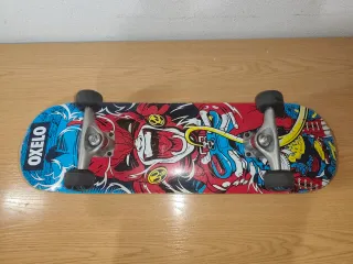 Skate Oxelo con diseño llamativo