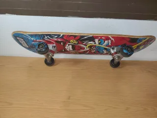 Skate Oxelo con diseño llamativo