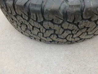 BFGoodrich All-Terrain T/A 265/75R16