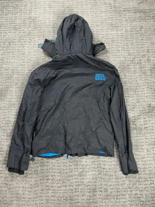 ¡¡OFERTA!! Talla L Chaqueta Superdry Negra