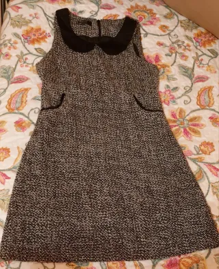 Vestido corto tweed cuello Peter Pan