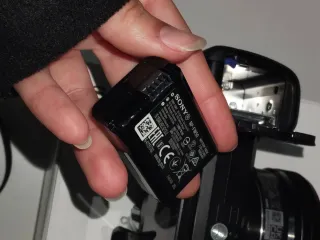 Sony Alpha 6100 + Caja Original