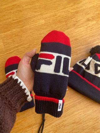 Berretto e guanti Fila