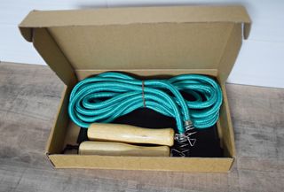 CUERDA DE SALTAR DE 10 m CON MANGOS DE MADERA