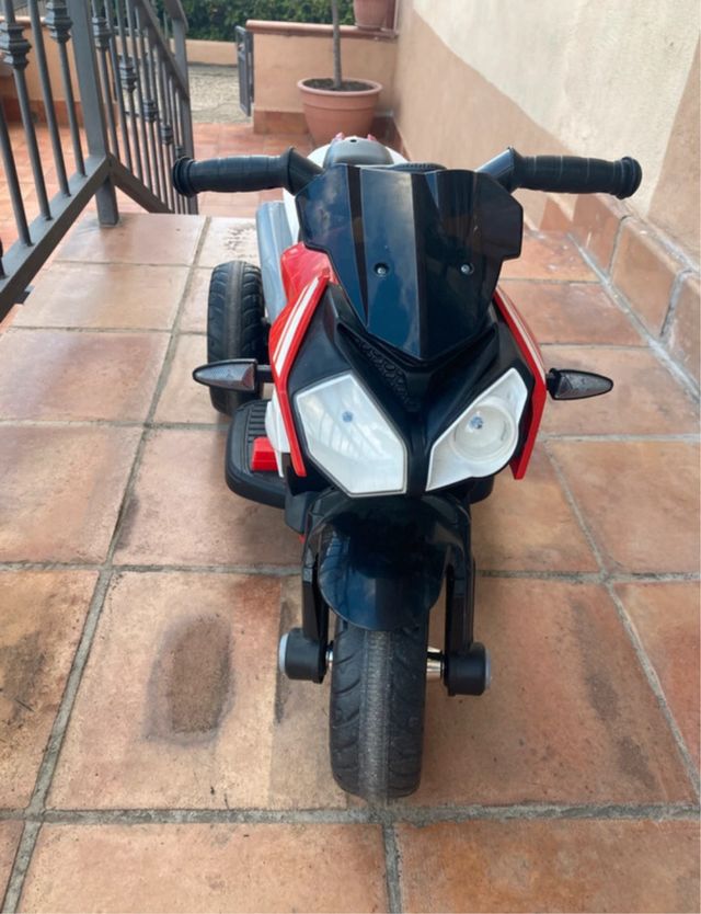 Moto elettrica per bambini