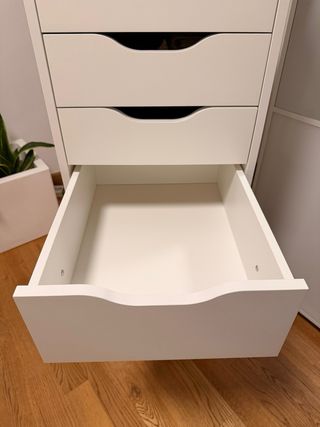 Cómoda 9 cajones Alex Ikea
