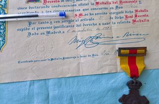 Medalla Homenaje Ayuntamientos Reyes 1925