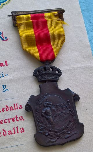 Medalla Homenaje Ayuntamientos Reyes 1925