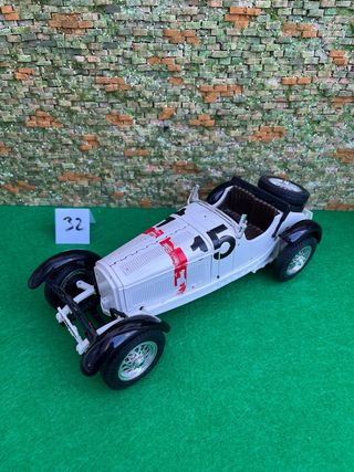 Mercedes-Benz SSK / SSKL – Bburago – Escala 1:18