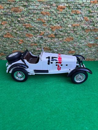 Mercedes-Benz SSK / SSKL – Bburago – Escala 1:18