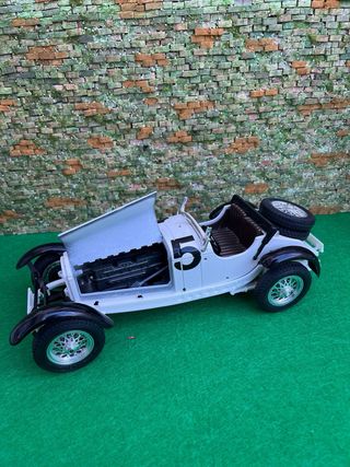 Mercedes-Benz SSK / SSKL – Bburago – Escala 1:18
