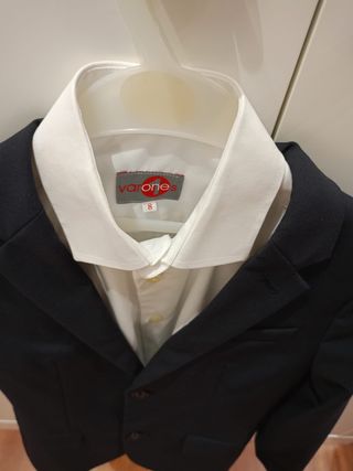 Traje niño comunión/fiesta azul marino Talla 8