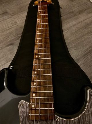 Guitarra Eléctrica Gregg Bennett Design Superstrat