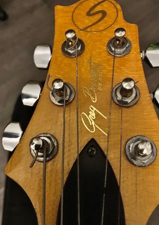 Guitarra Eléctrica Gregg Bennett Design Superstrat