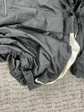 ¡¡OFERTA!! Talla L Cortavientos Nike Vintage Negro