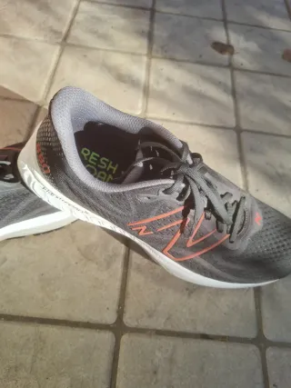 Scarpe running uomo New Balance grigie/arancioni
