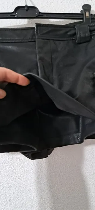 Falda pantalón Zara efecto piel