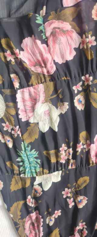 Vestido Zara flores negro multicolor