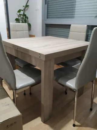 Mesa Comedor Extensible 6 Sillas + 4 Sillas