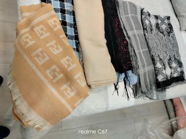 Lote 3 bufandas y 3  pañuelos vestir